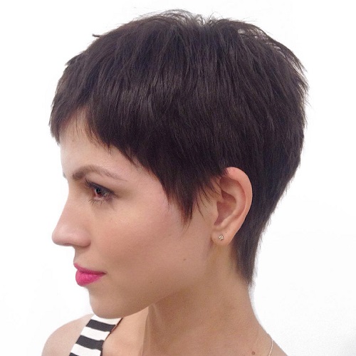 Styling A Short Pixie Cut Pixie Haircuts Short Hairstyles For Fine Hair Over 60