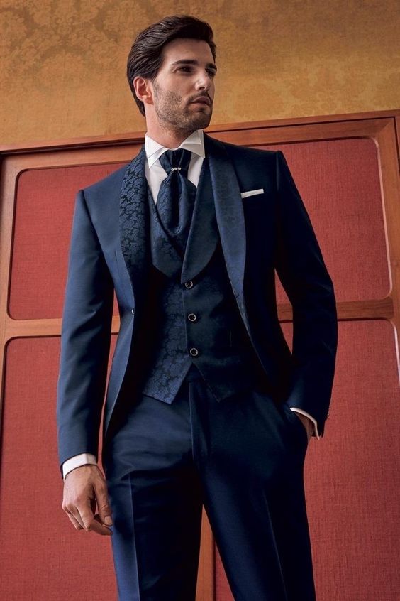 Wedding Suits Men 2024: Top 24 Modern, Black, Blue & Grey Groom Attire ...