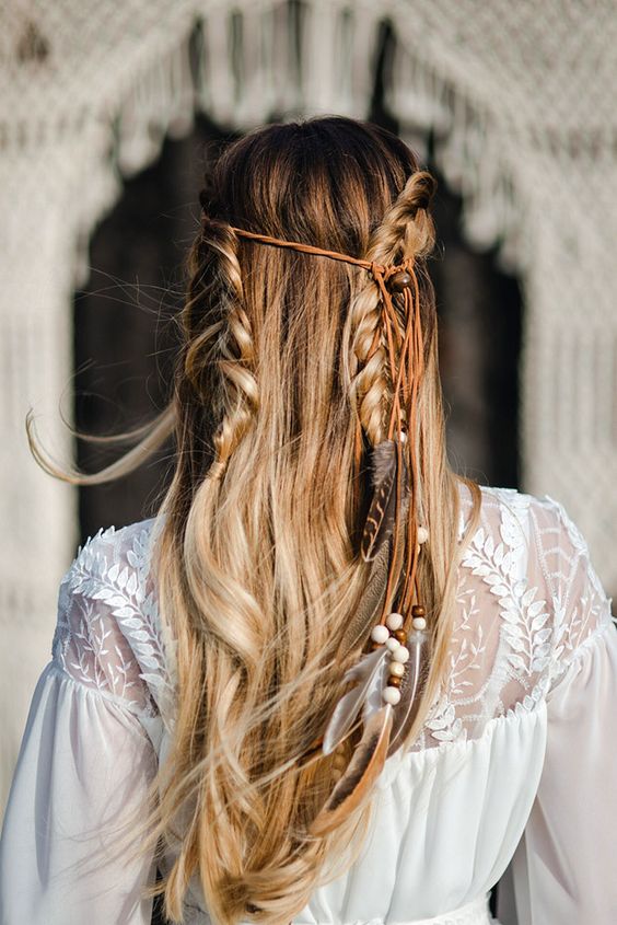 2024 Boho Wedding Hairstyles Guide: From Braids to Buns for All Lengths