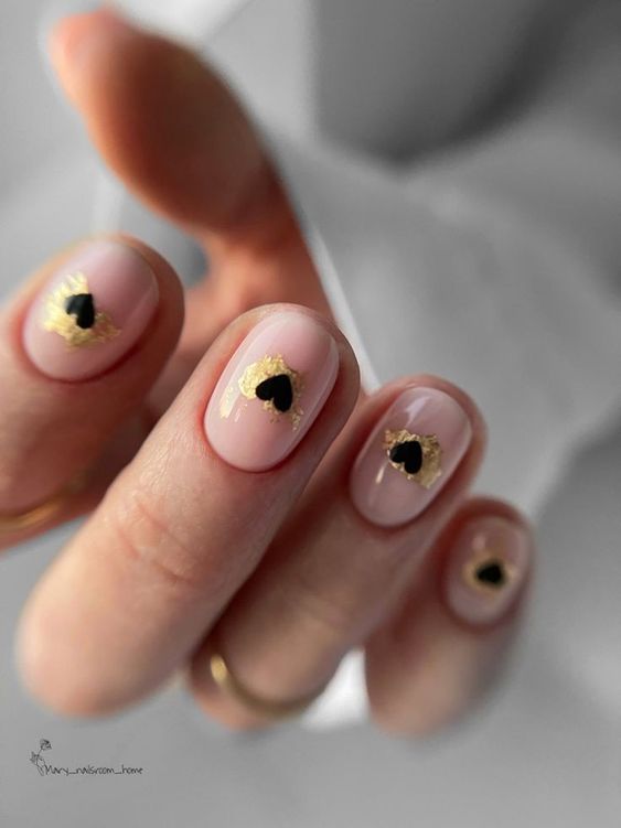 2024 Bridal Nail Art Best Short Designs For Chic Trendy Brides   8 21 