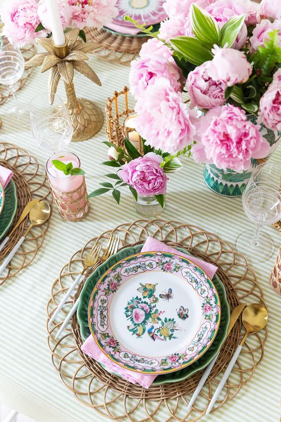 Spring Wedding Table Decor Ideas: Rustic, Boho, Minimalist, and More