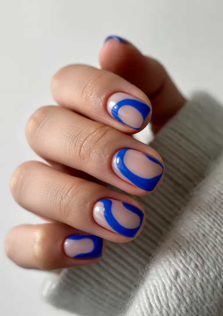 summer round nails ideas 2025 Abstract Royal Blue: Graphic & Fresh