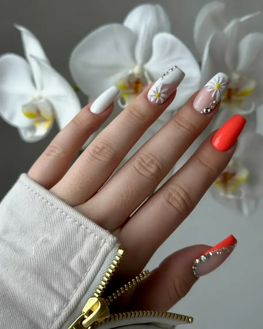 end of summer nails Daisy Glaze & Tropical Sparks