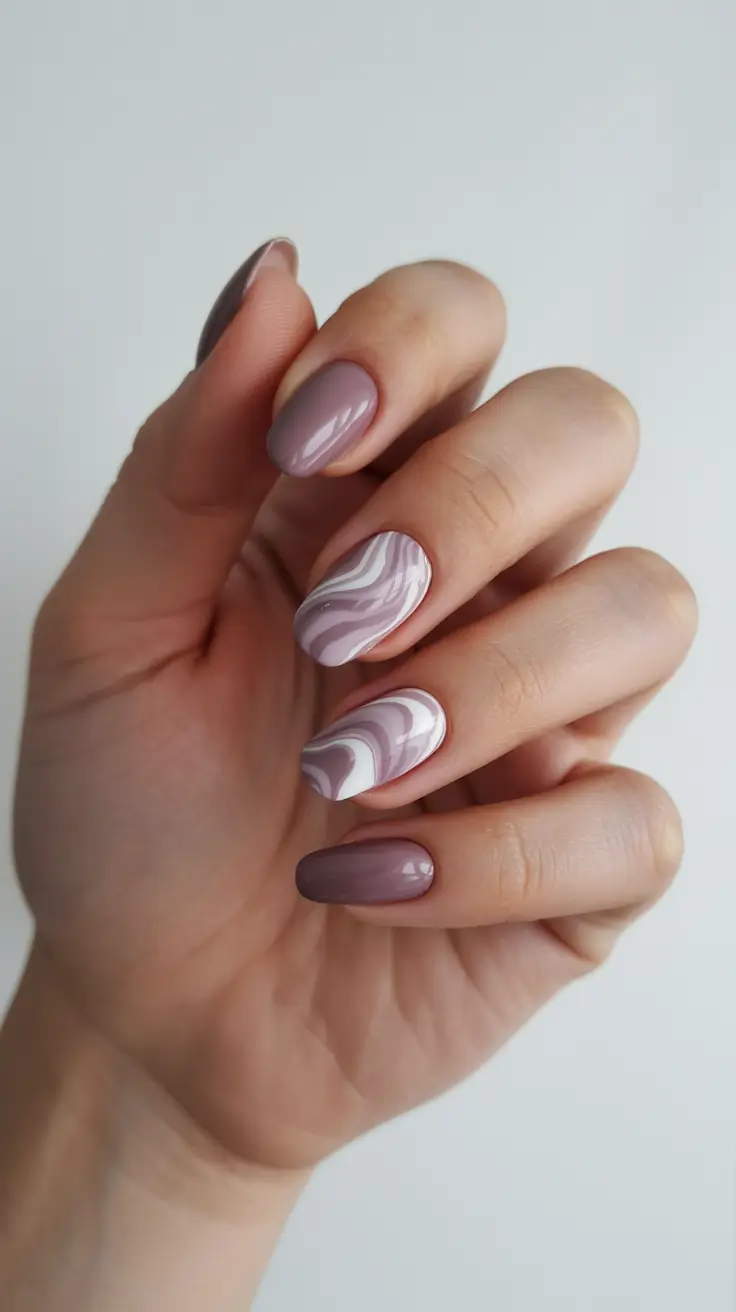Best Fall Nail Colors for Medium Skin 2025 Marble Swirls in Soft Mauve