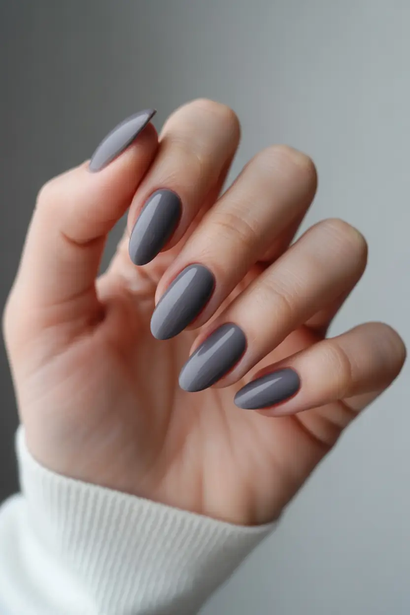 fall-nails-2025-color-trends-to-watch-Matte-Slate-Almond