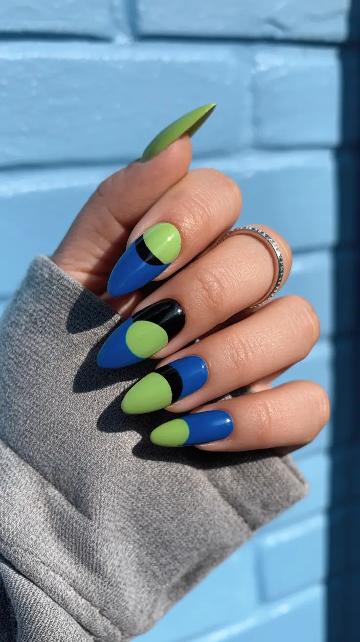 Color Block Nail Ideas for Fall 2025 Cool-Toned Contrast