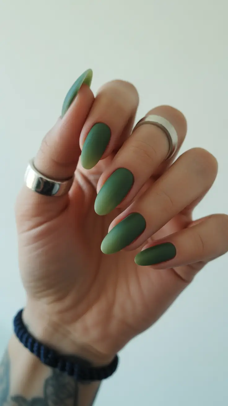 Ombré Fall Nail Designs 2025 Forest Fog Matte Ombré