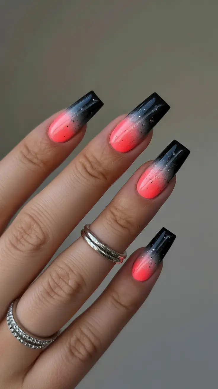 fall-winter-nails-2025-2026-Charcoal-Sunrise-Gradient