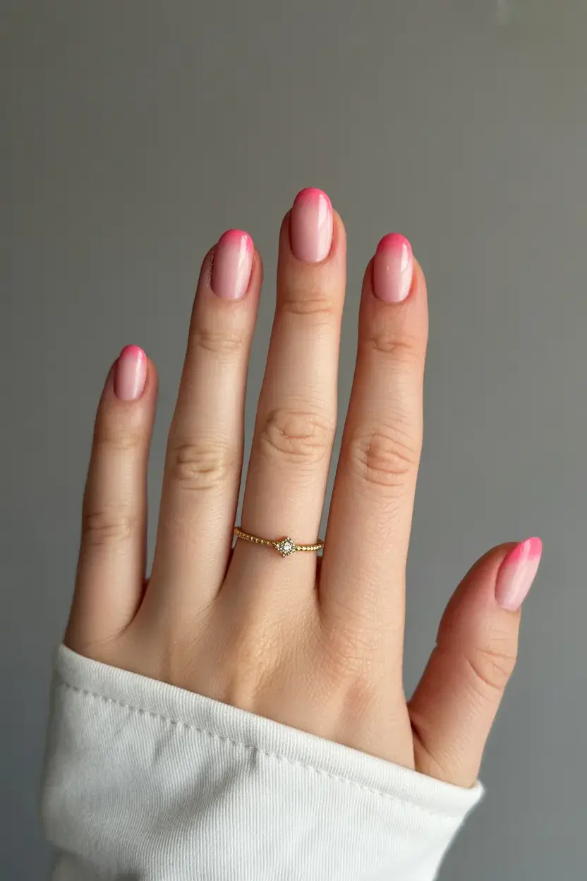 summer short nail inspo 2026 pink ombre minimal manicure