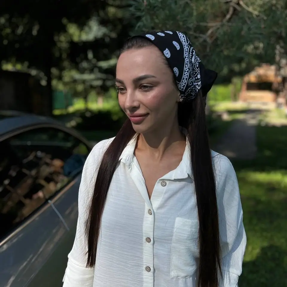 A head bandana summer 2026 Classic Monochrome and Everyday Ease