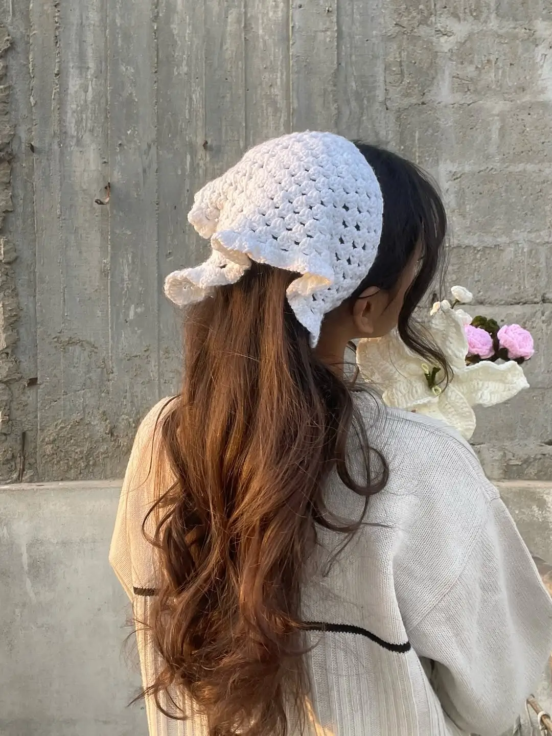 A head bandana summer 2026 Romantic Neutrals and Feminine Volume