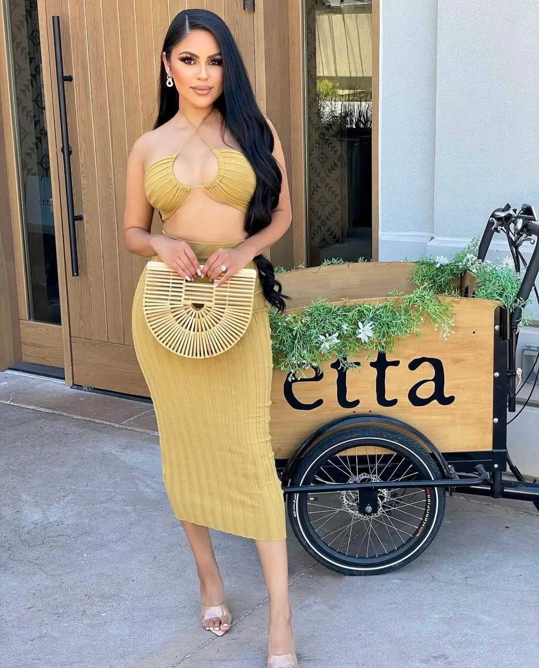 bodycon summer outfits 2026 Golden Hour Texture and the Return of Sculpted Knit