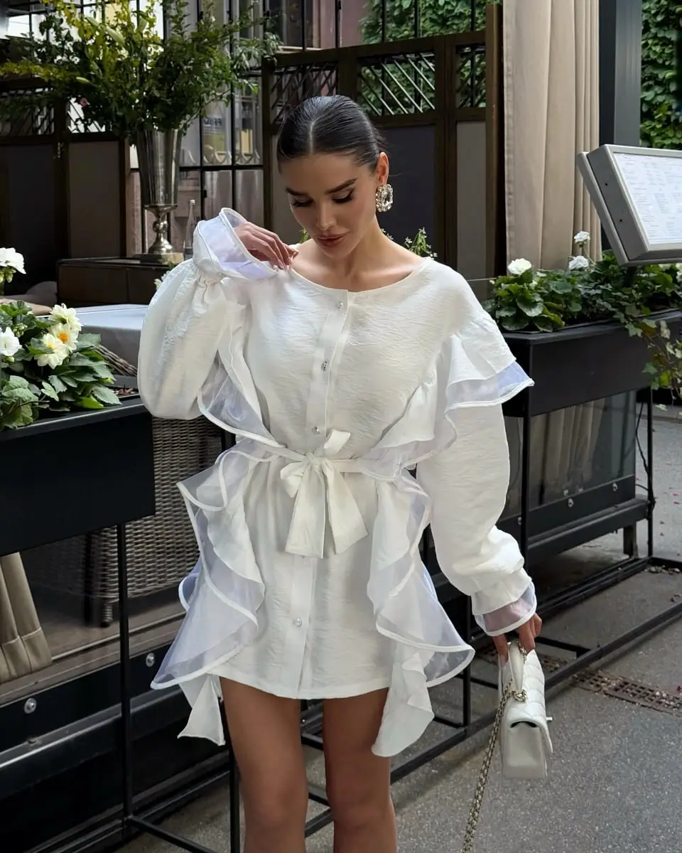 linen summer outfits 2026 White Linen Romance with Modern Volume