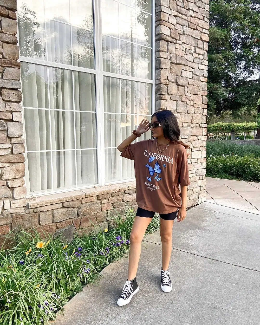 oversized outfits summer 2026 Laid-Back Graphic Energy for Everyday Moves