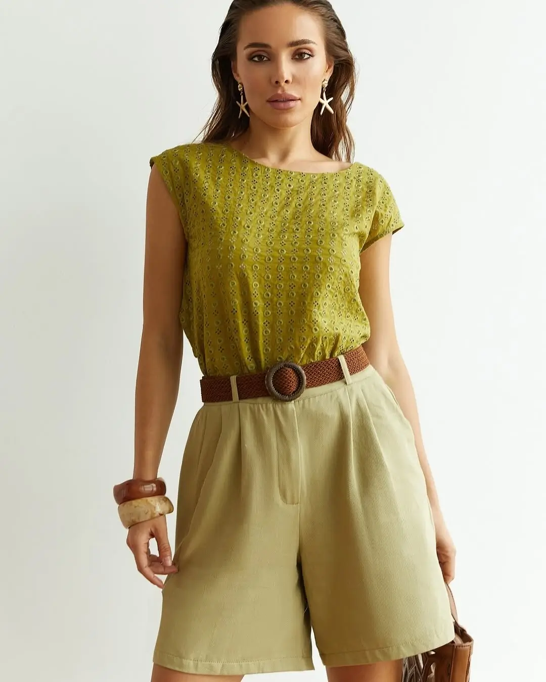 shorts outfit summer 2026 Earthy Tones That Feel Like Late Summer