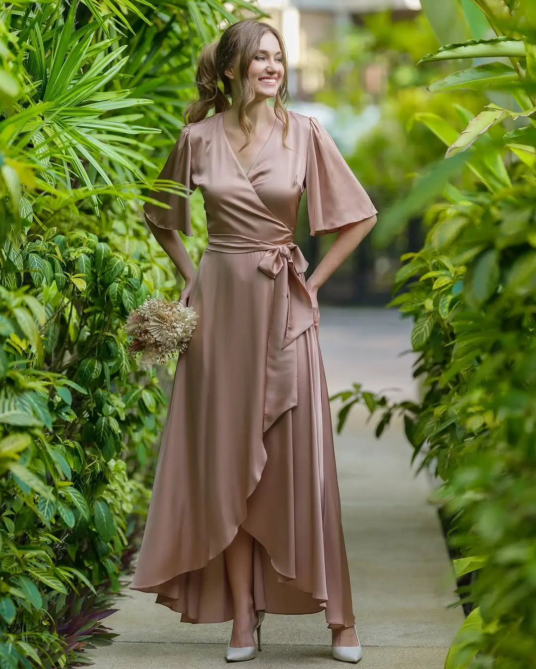 summer cocktail party outfit 2026 Flowing Elegance - Effortless Grace for Outdoor Evenings