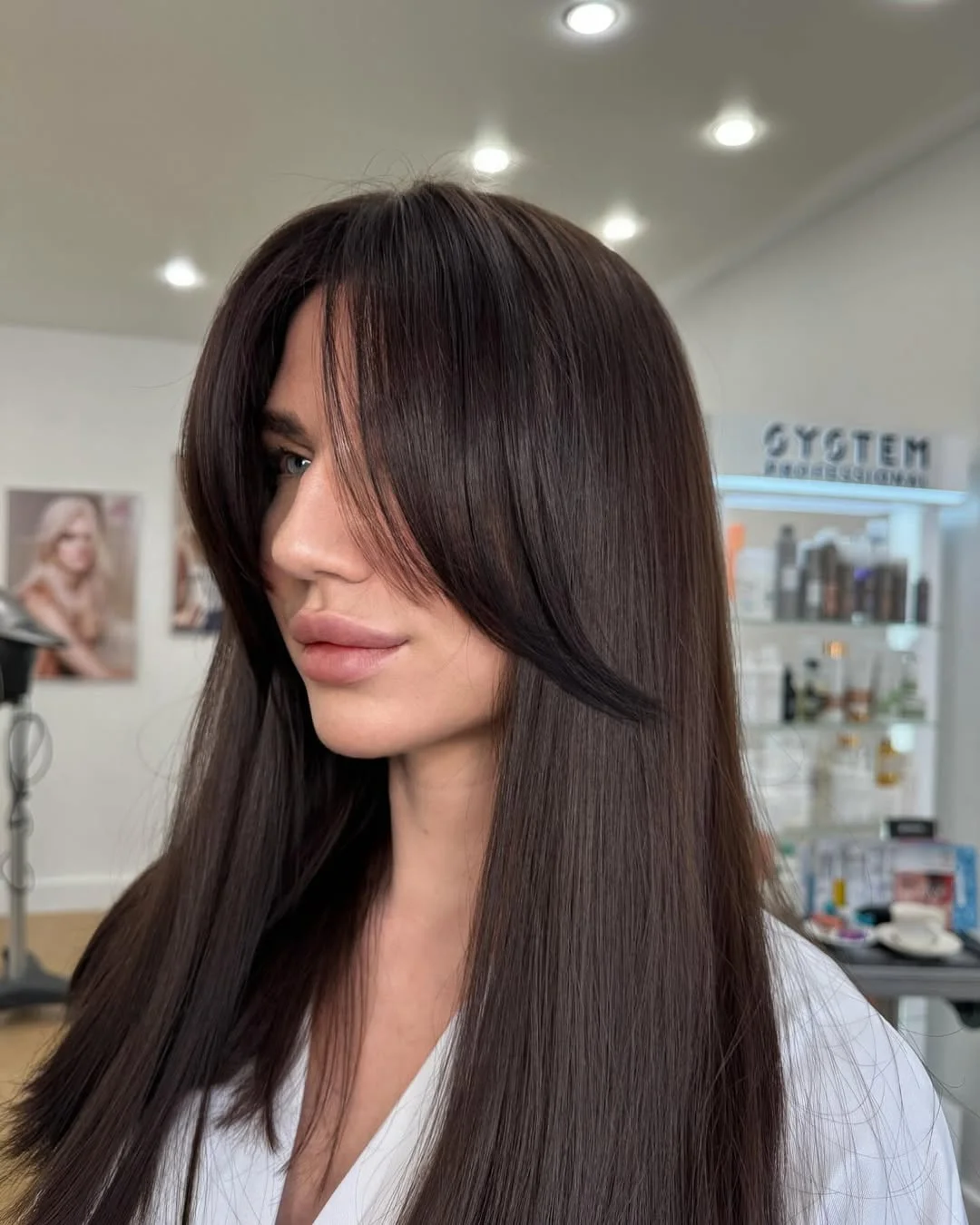 summer espresso brunette hair color for women 2026 Polished espresso layers with a soft money piece