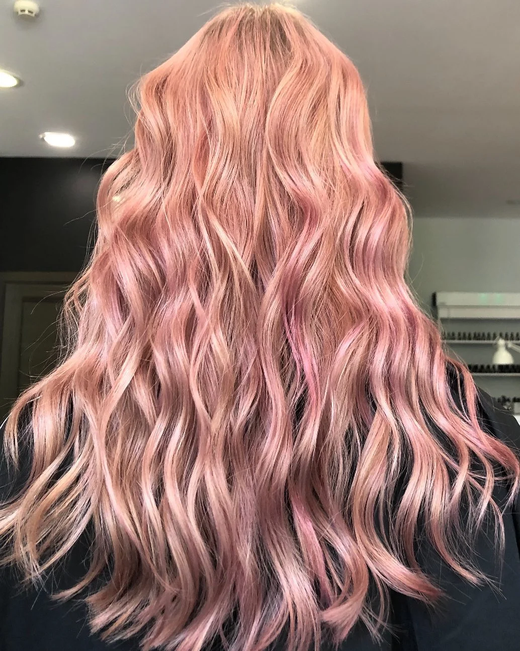 summer strawberry blonde hair color for women 2026 Dimensional Strawberry Balayage with Golden Movement