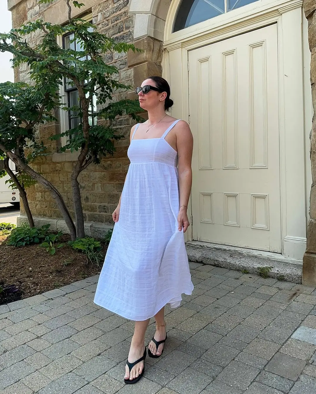 summer sundress outfits 2026 Minimal White and Quiet Luxury Ease
