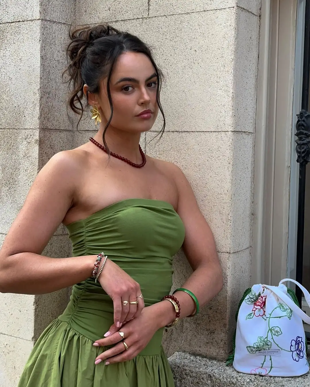 summer sundress outfits 2026 Strapless Green and Sculpted Femininity