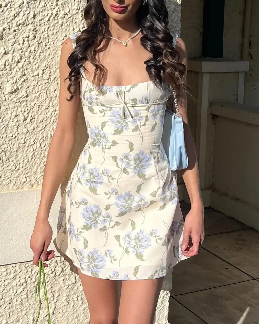 summer sundress outfits 2026 Soft Floral Mini and Feminine Structure