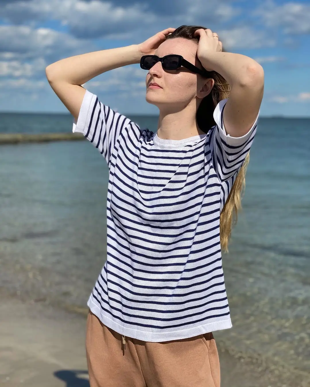 summer t-shirt outfit for women 2026 Coastal stripes with relaxed summer energy