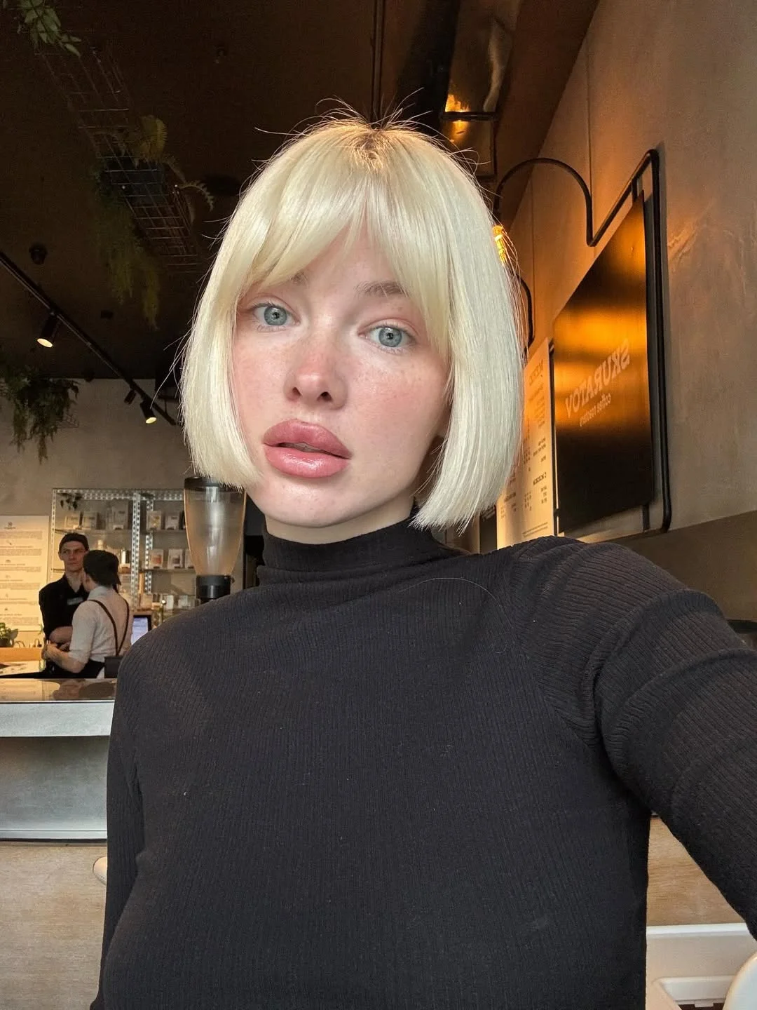 textured summer bob haircut 2026 Blunt Blonde Bob with Full Fringe Statement