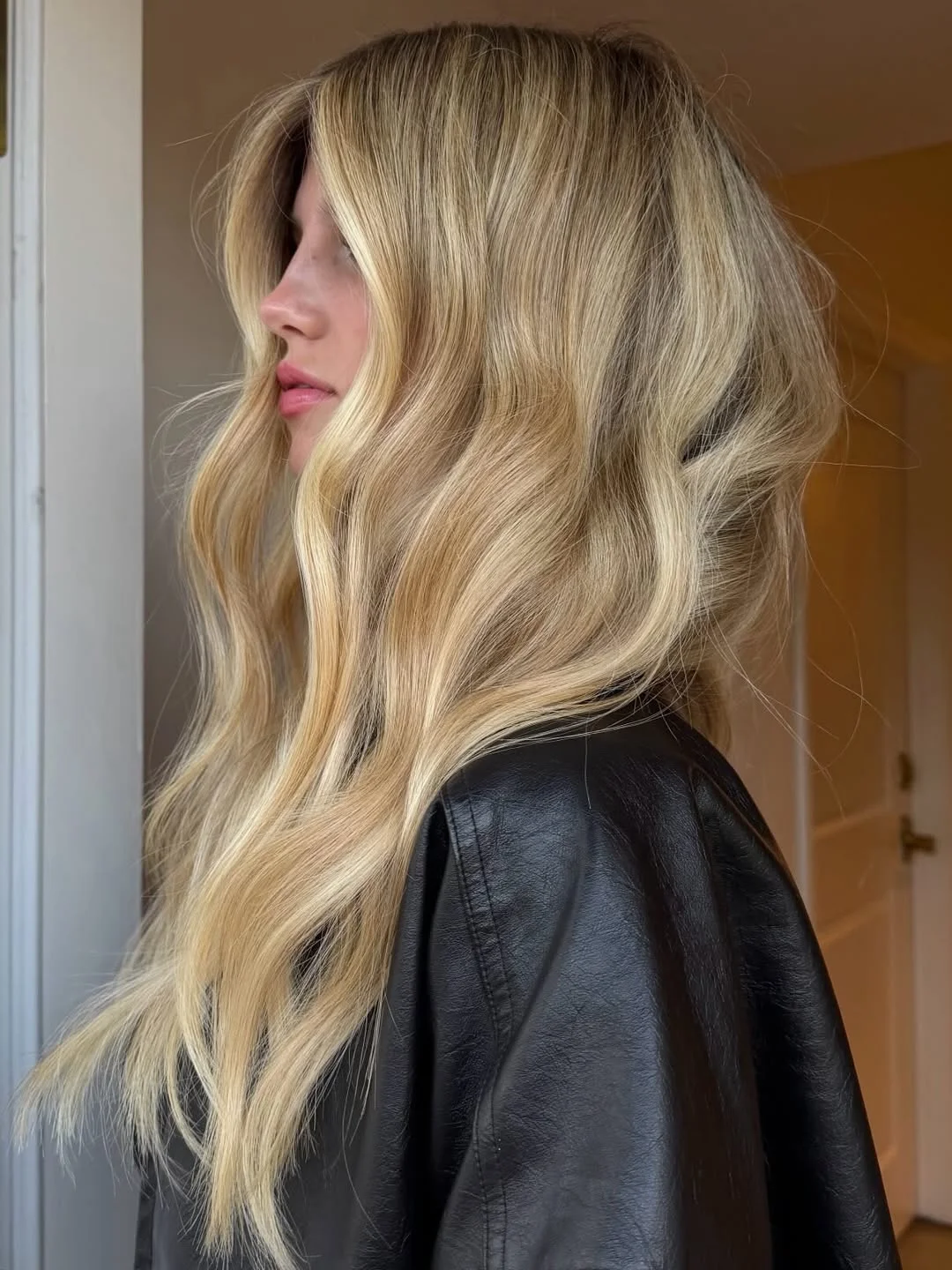 trendy summer haircut 2026 Soft Golden Layers That Catch the Light