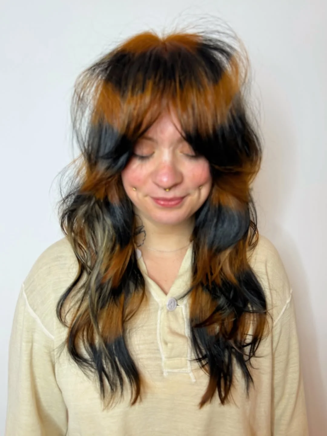 chic summer auburn hair color 2026 Cool Auburn Money Pieces With Shag Texture