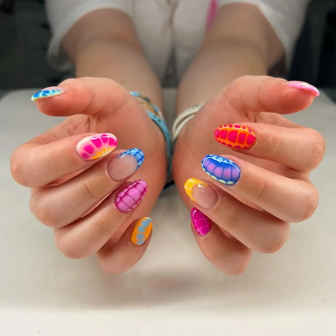 June Nail Colors Ideas 2026 Glossy Rainbow Aura Nails