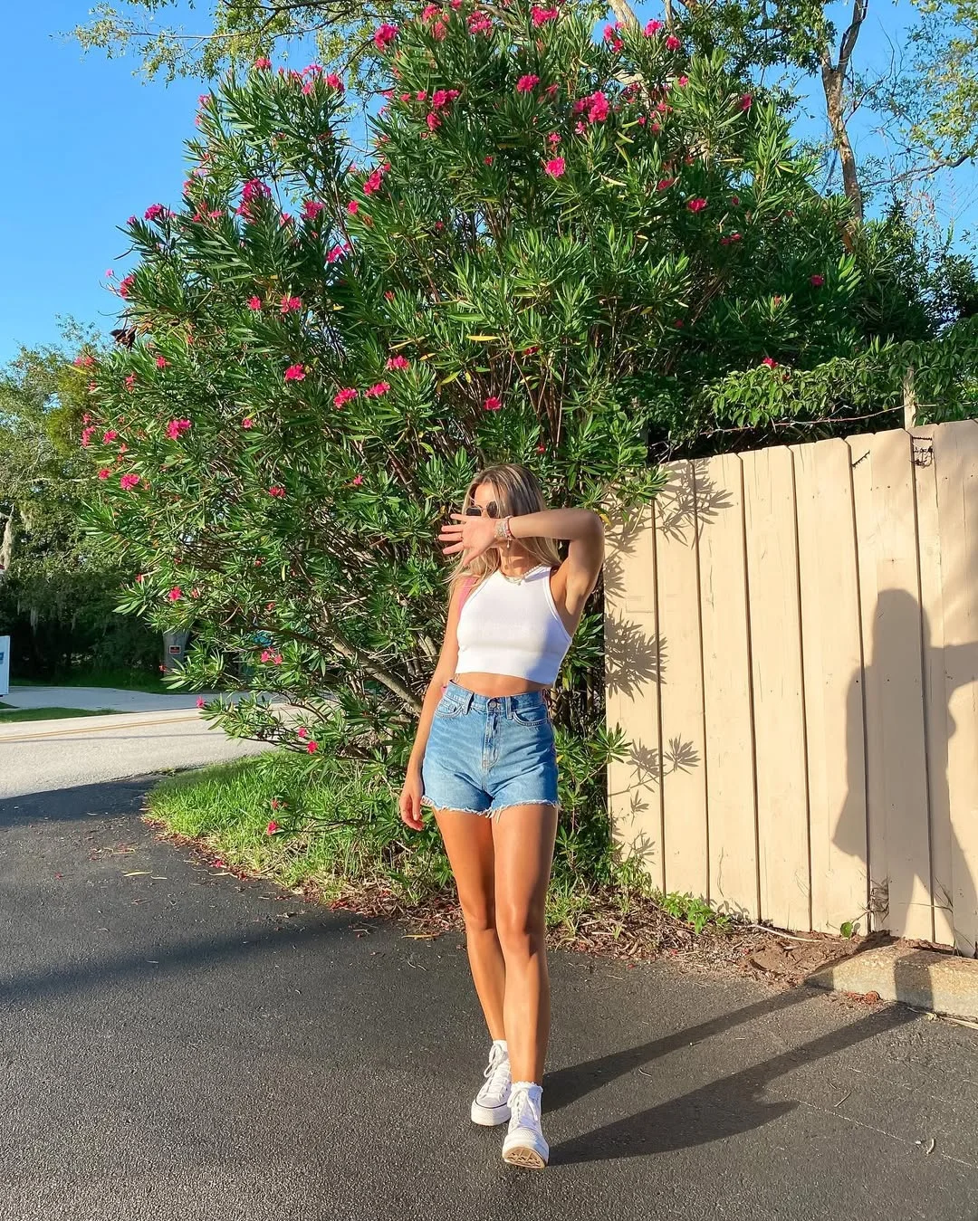 June Outfits Ideas 2026 Classic Denim Shorts and White Tanks That Never Fail