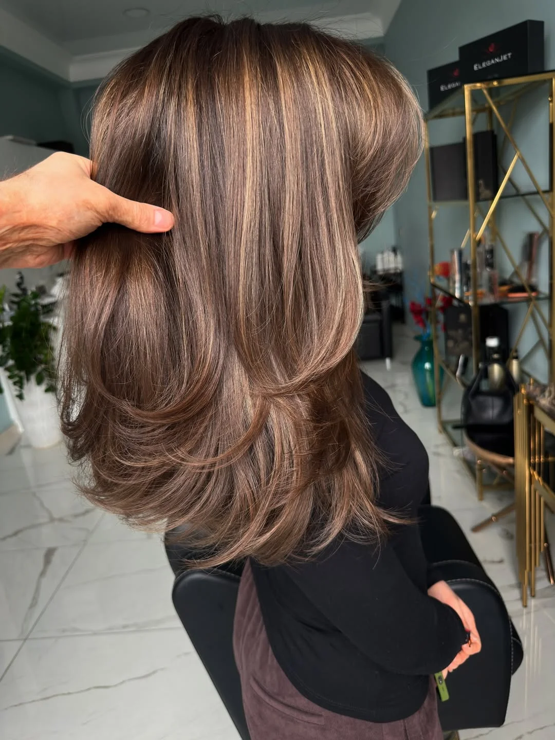 modern summer haircuts for women over 30 2026 Soft dimensional layers that move like summer air