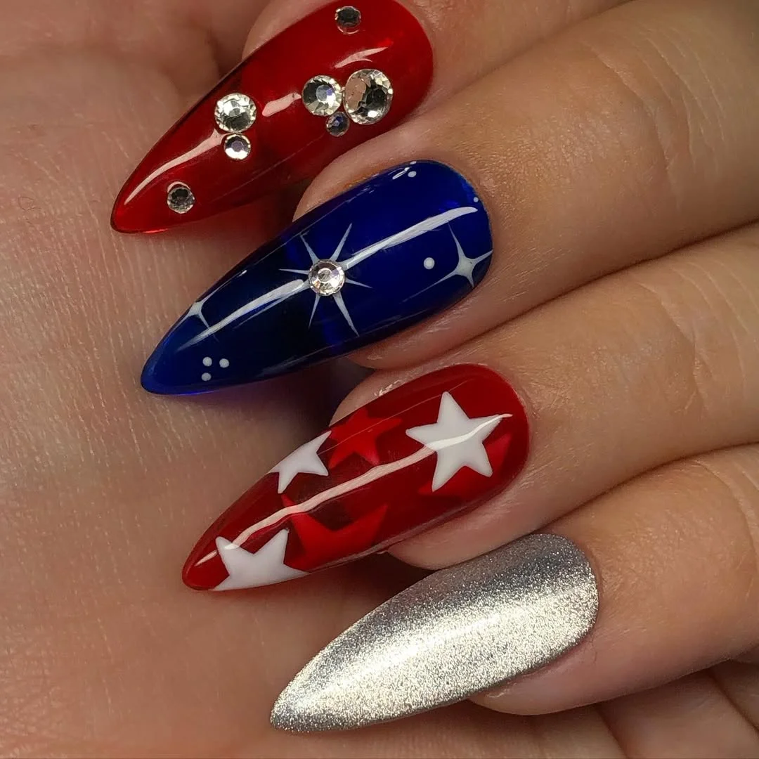 patriotic nails 2026 Glam Patriotic Chrome Nails