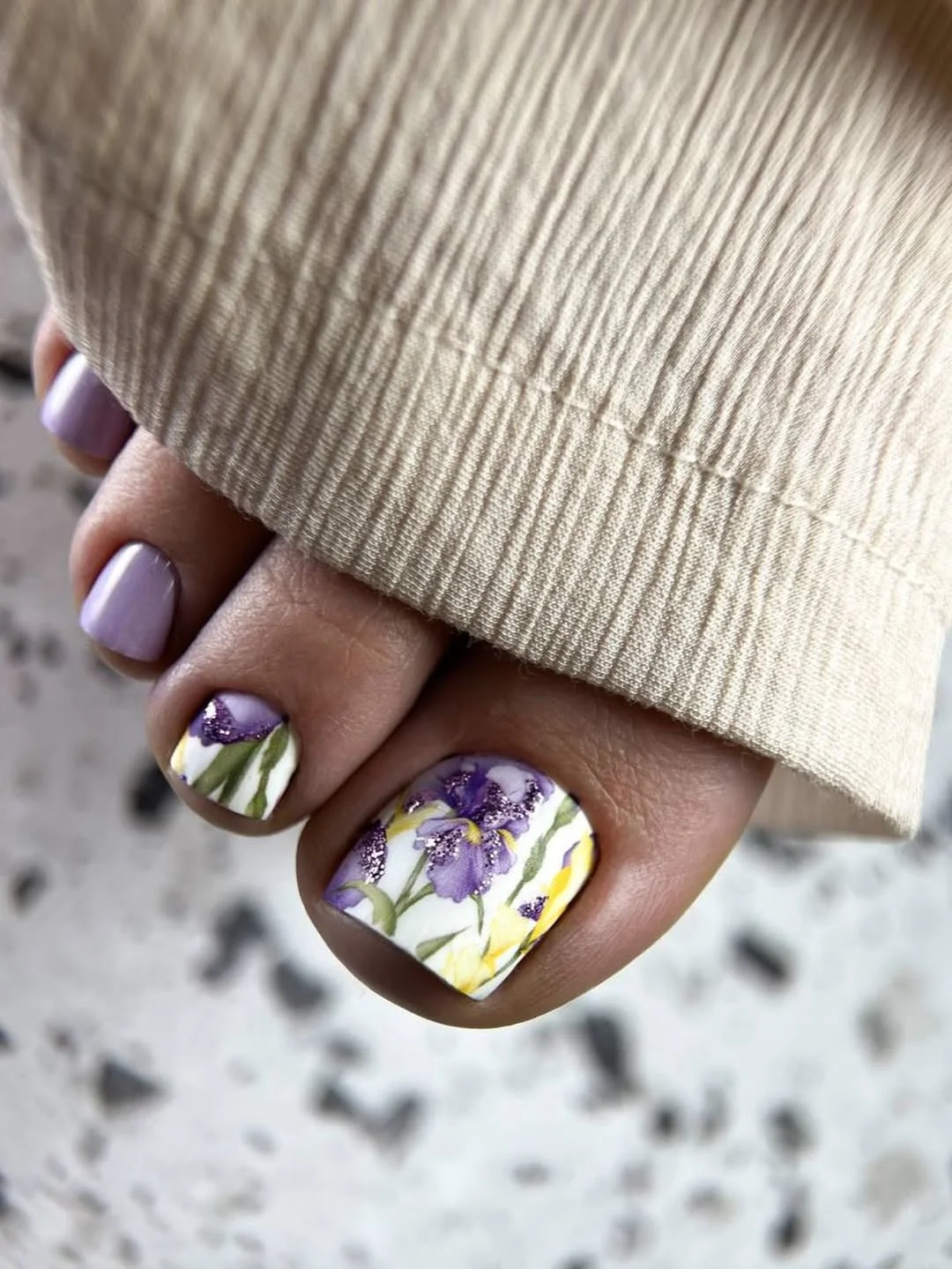 pedicure ideas summer trends 2026 Lavender Floral Pedicure With Soft Romantic Details