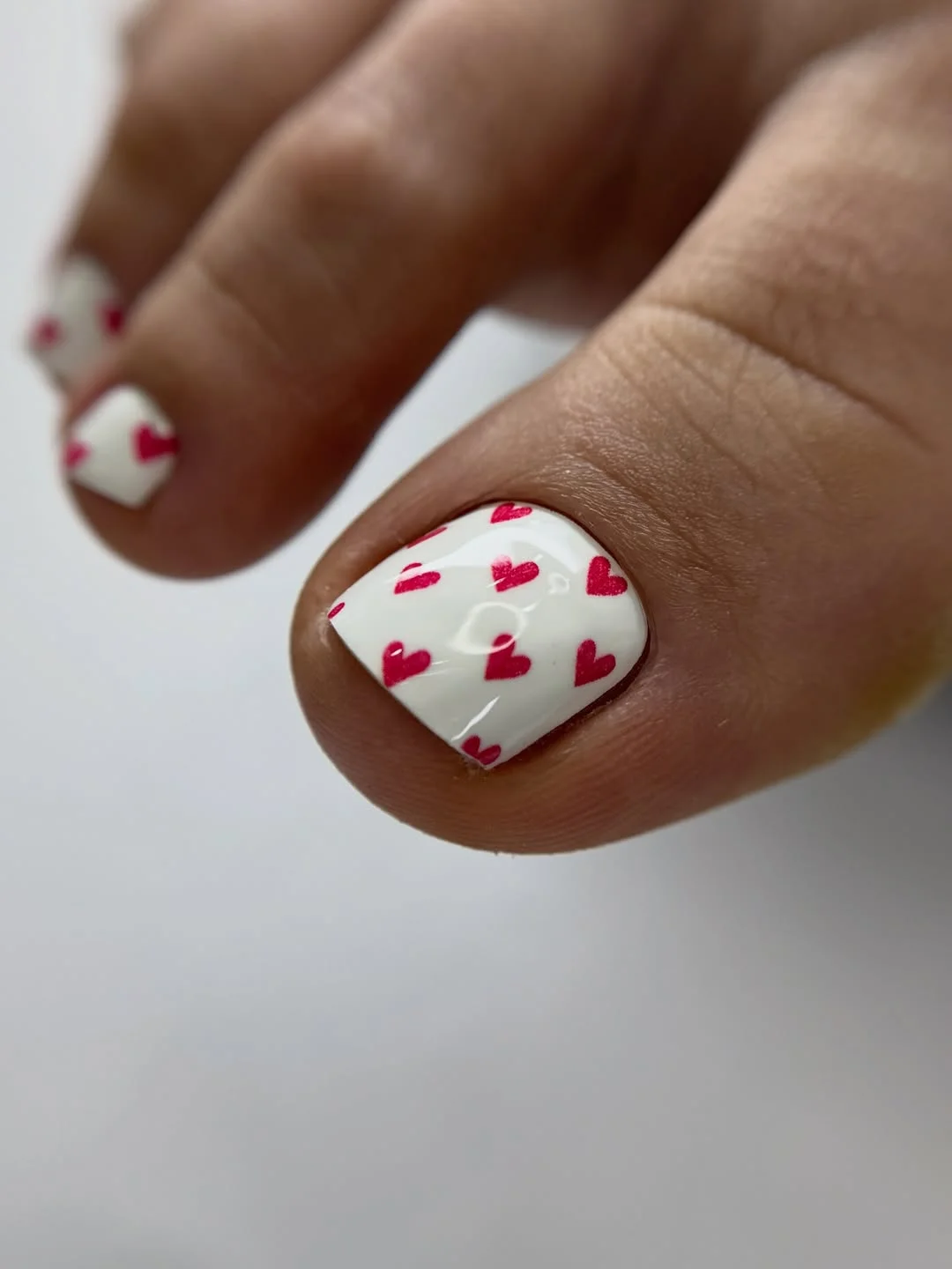 pedicure ideas summer trends 2026 Minimal Heart Pedicure For Soft Summer Days