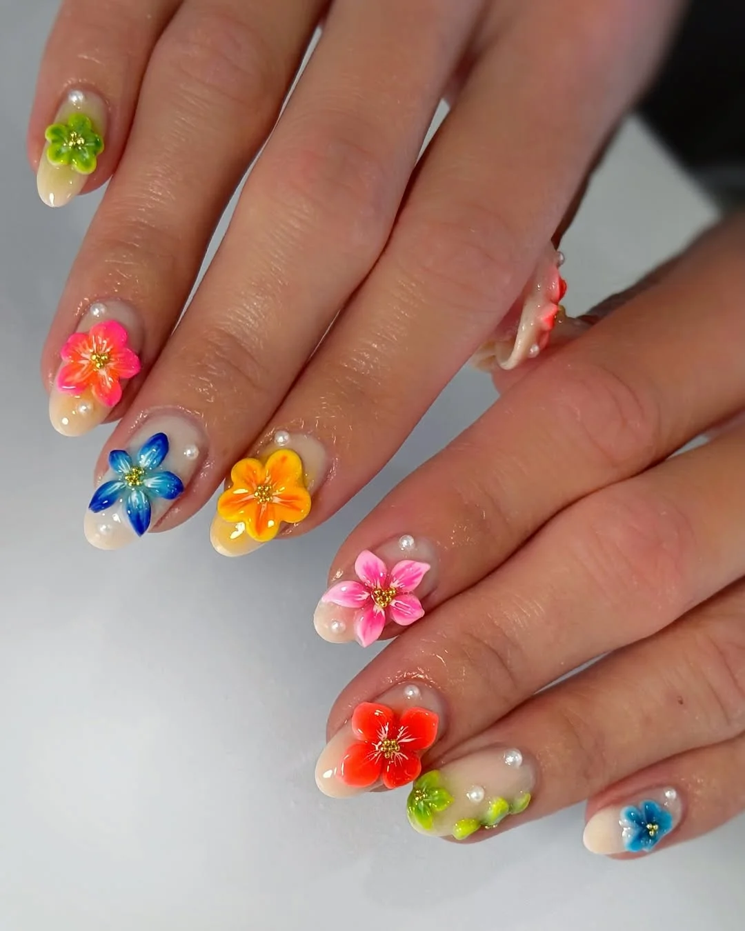 summer acrylic nails 2026 Bright 3D Flower Nails For A Playful Vacation Look