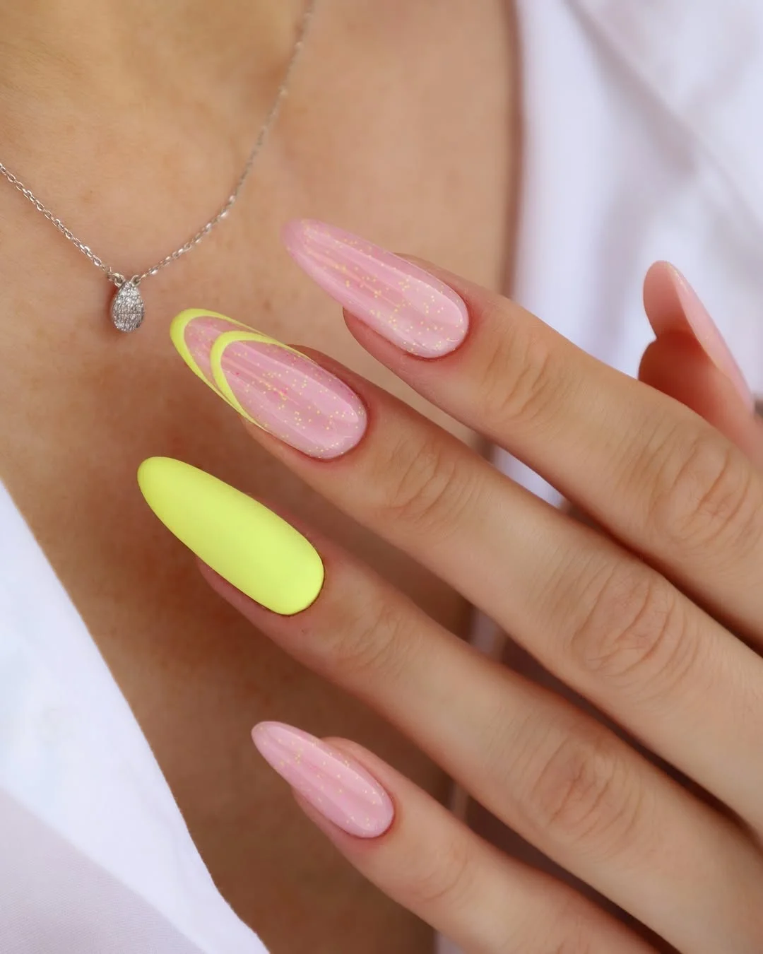 summer manicure color ideas 2026 Neon Lemon Glazed Nails