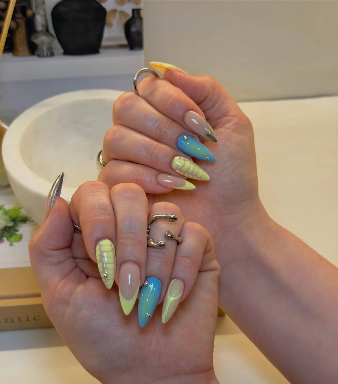 summer nail art ideas 2026 Pastel Chrome Almond Nails