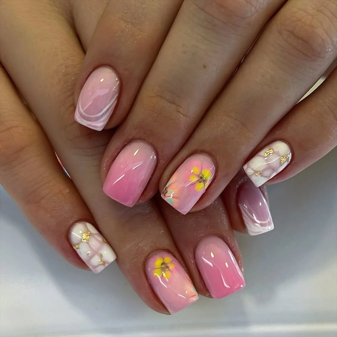 summer short nails ideas 2026 Pink Floral Square Gel Nails