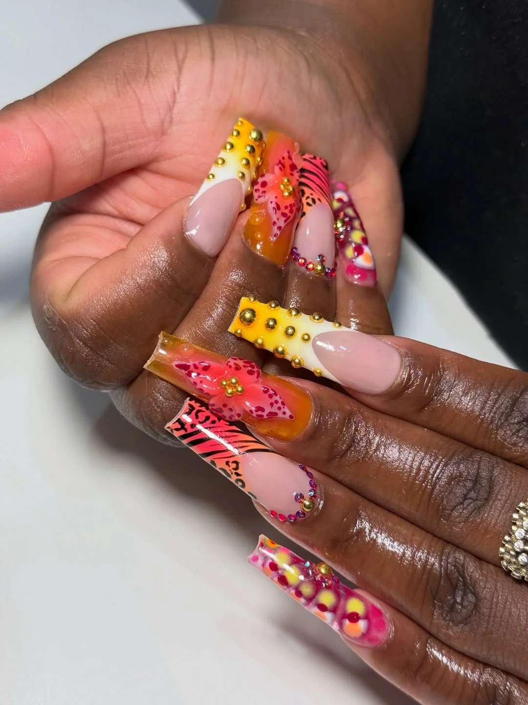 summer vacation nails 2026 Bright Safari Vacation Nails