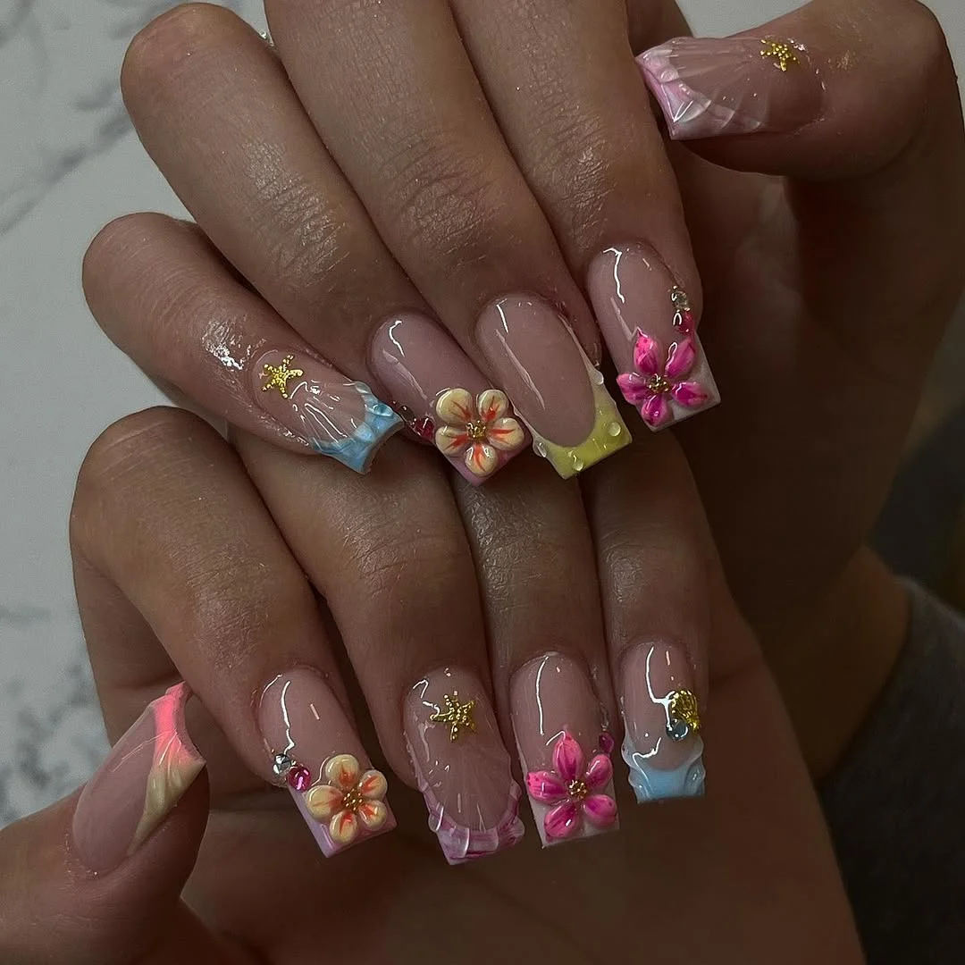 summer vibrant nails summer 2026 Soft Floral Summer Nails With Glossy Pastel Tips