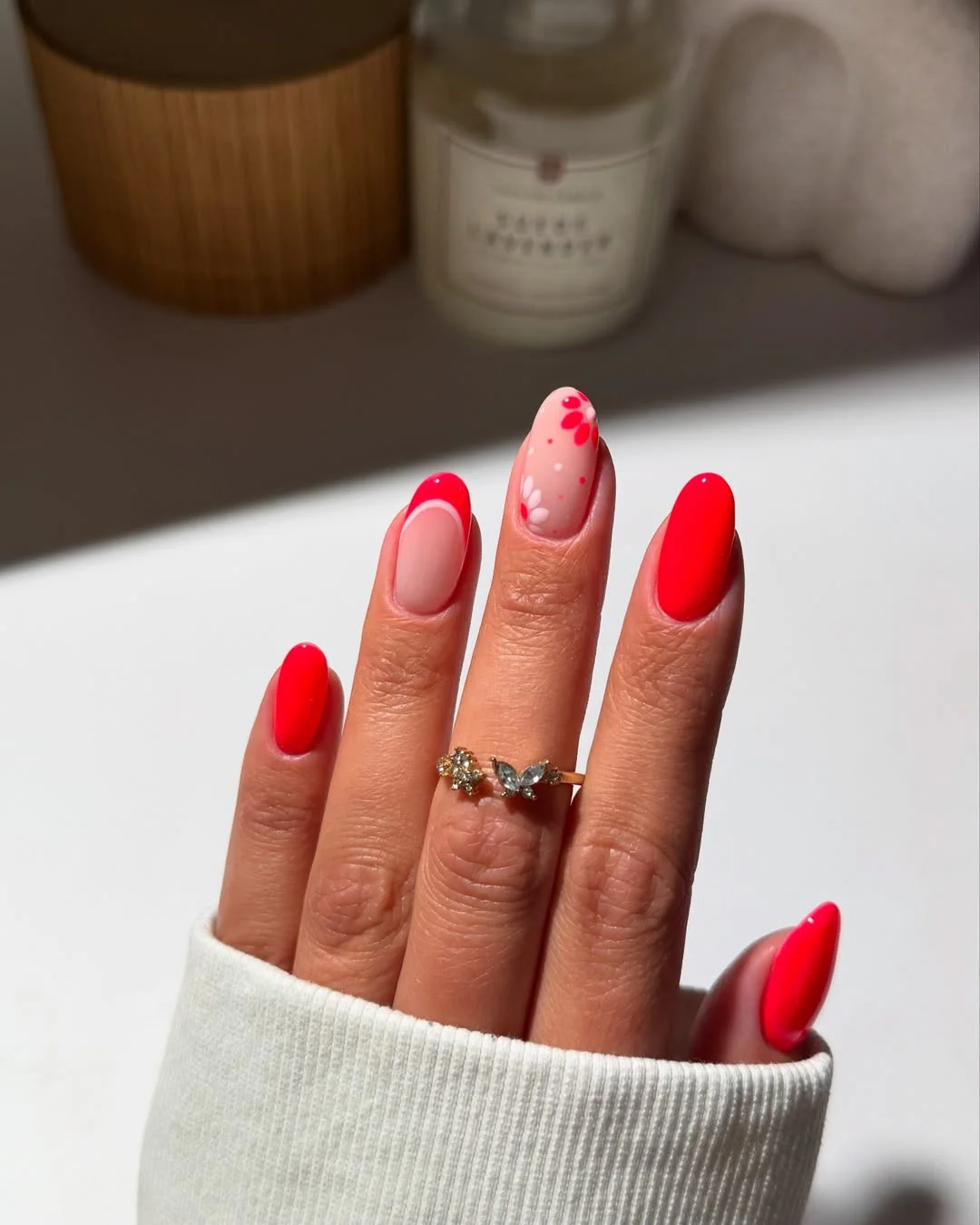 trendy summer nails 2026 Hot Pink Neon Nails That Steal Attention