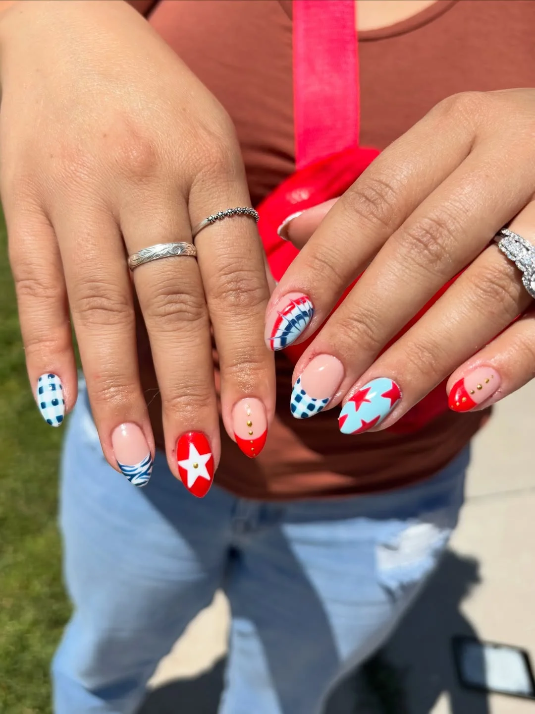 usa nails 2026 Soft Vintage Fourth Of July Almond Nails