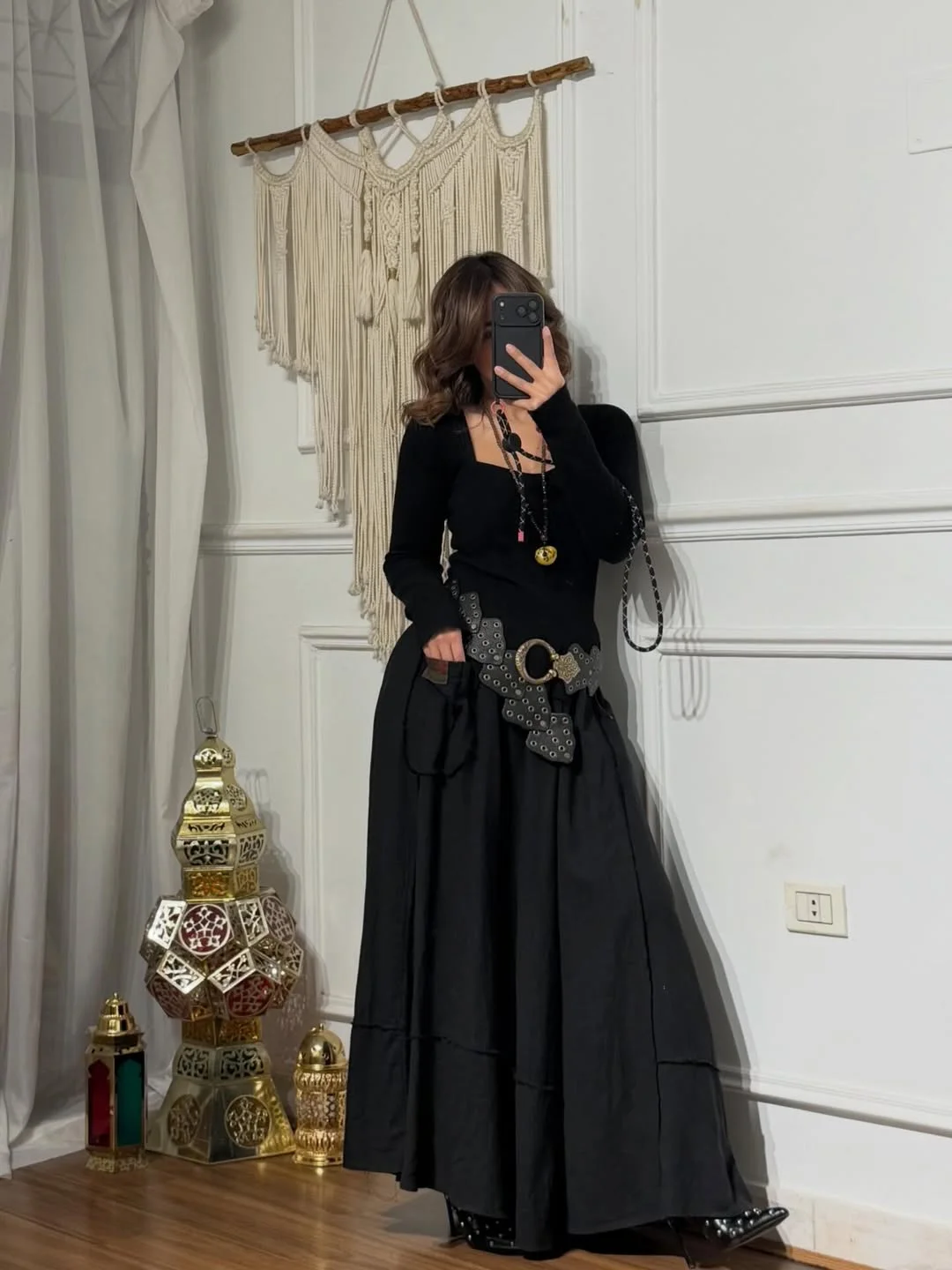 Boho Chic Fall Outfits 2026 Modern Gothic Boho With Statement Accessories