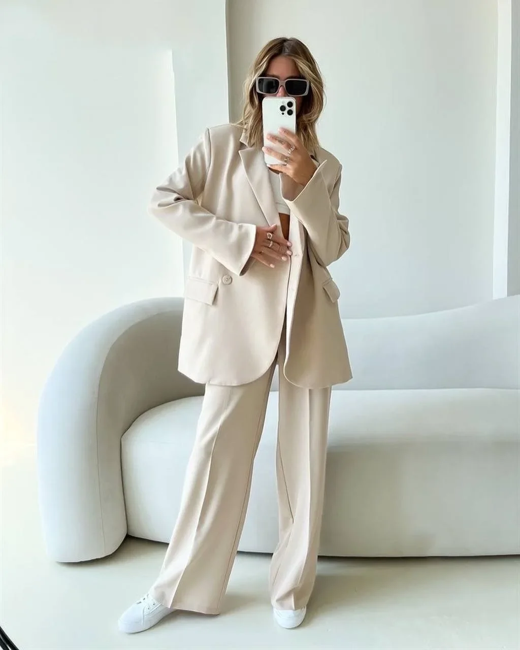 elegant fall office outfits 2026 Relaxed Beige Suiting for Everyday Work Chic