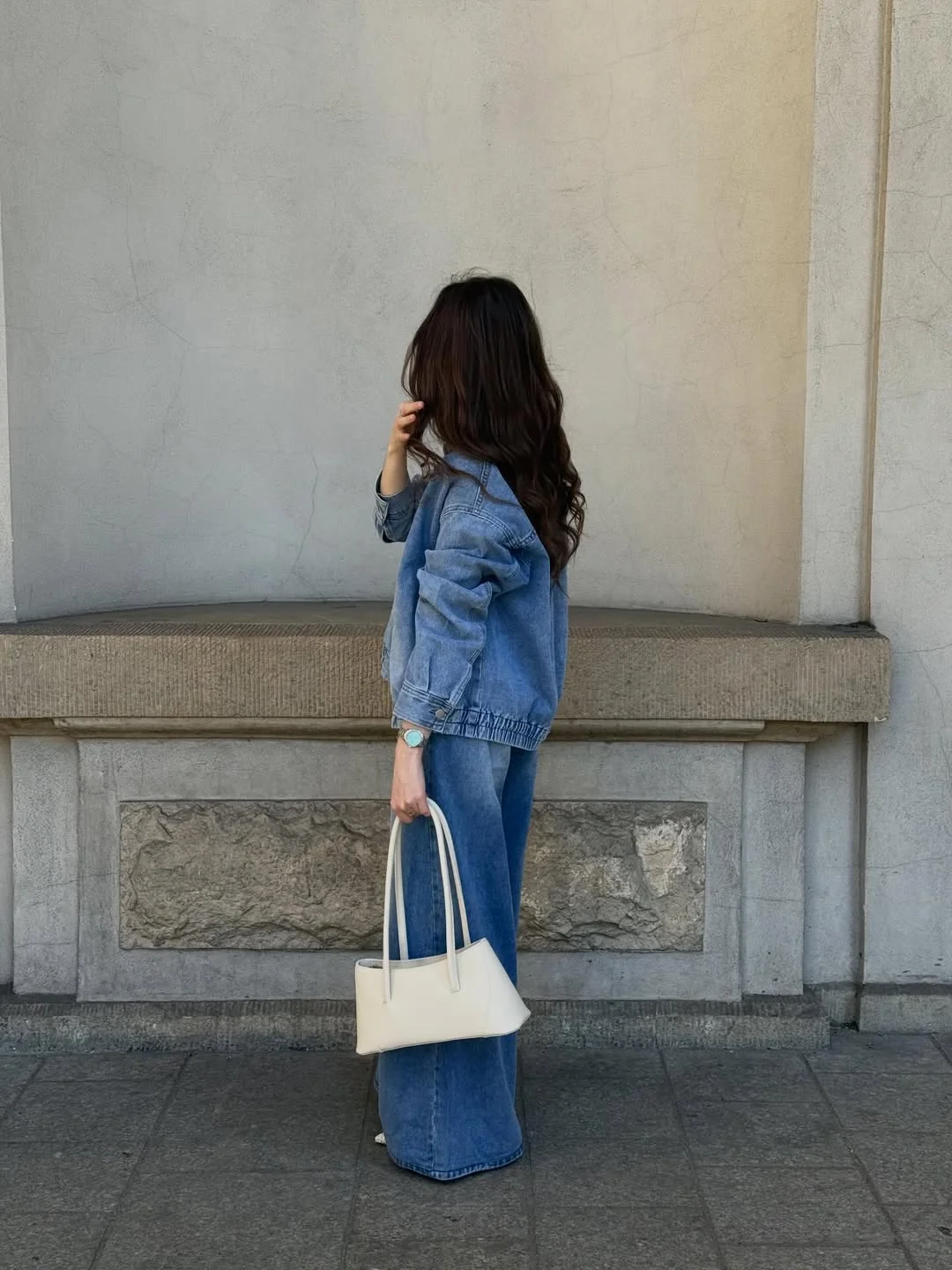 fall all denim outfits for women 2026 Soft Light-Wash Denim That Feels Effortlessly Modern