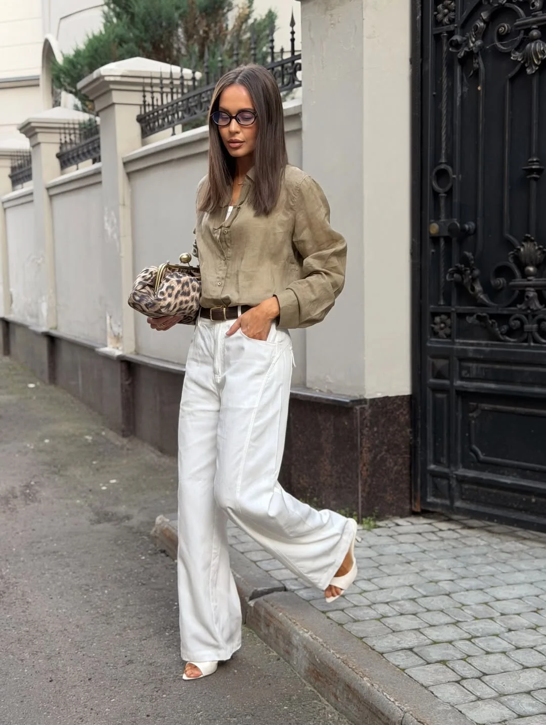 Fall Date Night Outfits 2026 Relaxed Linen And Wide-Leg Pants For Early Fall Dates