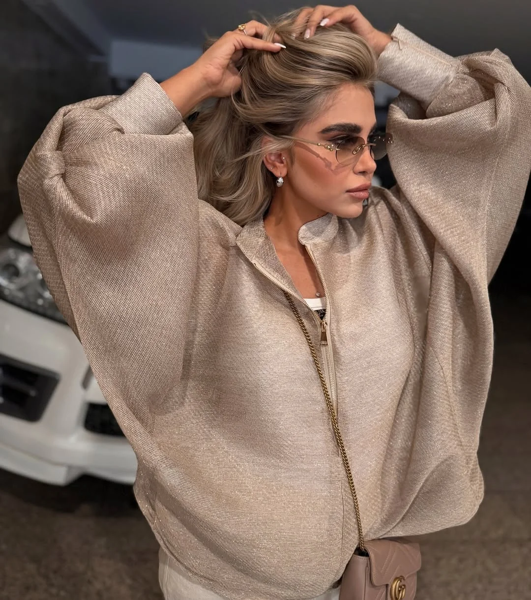 fall going out outfits 2026 Soft Metallic Glamour For Cool Fall Evenings