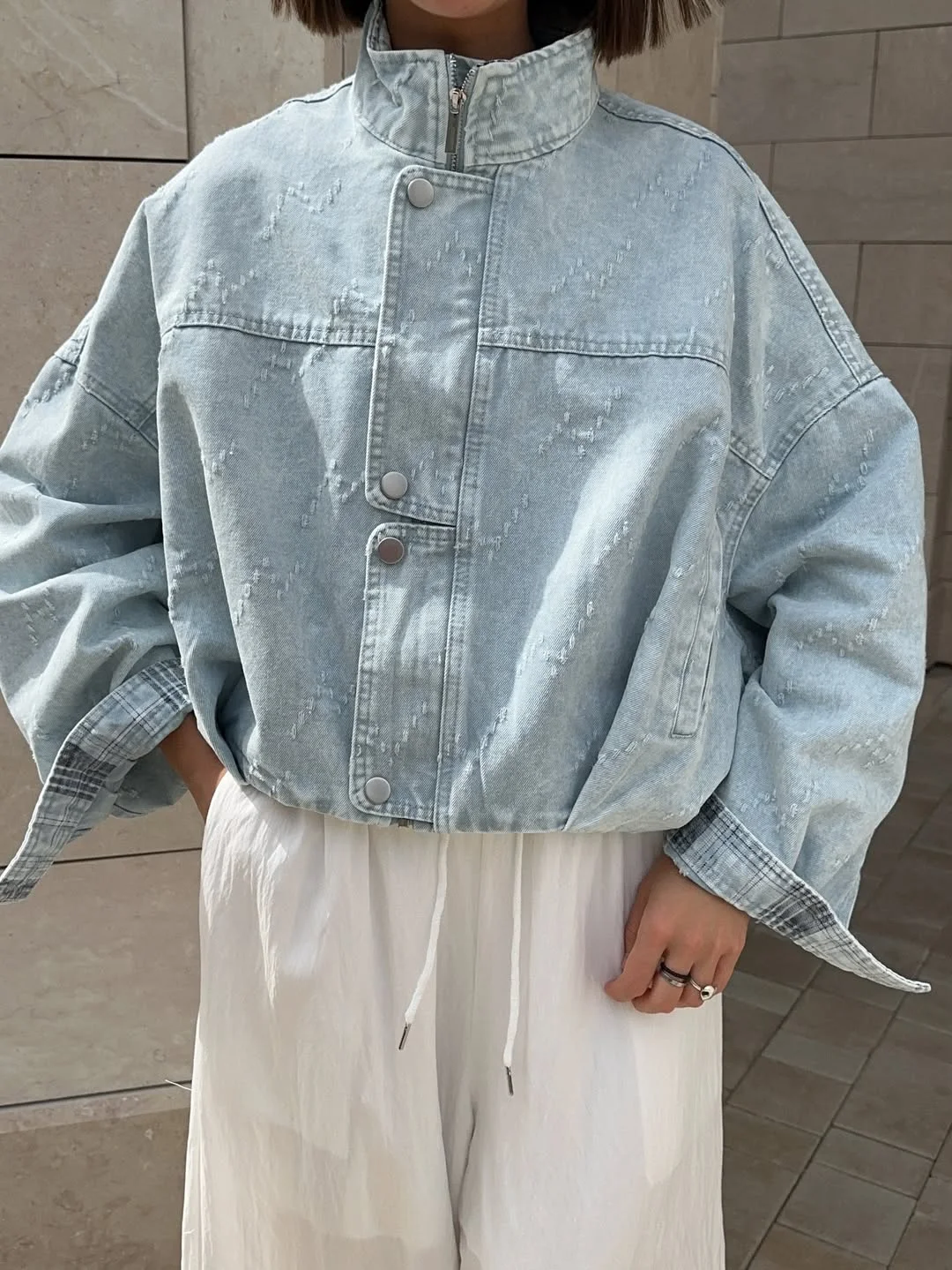 fall office outfits for women 2026 Relaxed Denim Layers for Creative Office Days