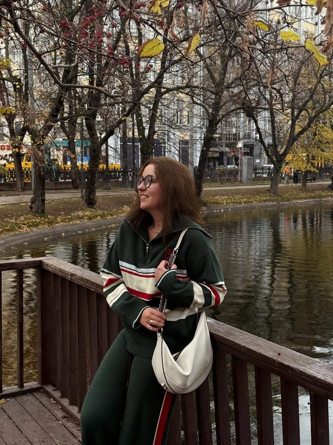 fall outfits for big busted women 2026 Sporty Heritage Style for Crisp Fall Days